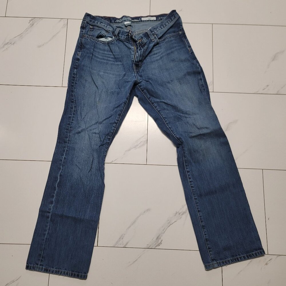 Mens Eddie Bauer Straight Leg Blue Jeans size 34X32 - has spot